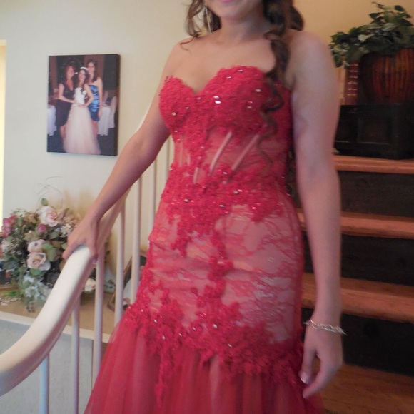 One of a kind red Macduggal prom dress - Picture 3 of 6